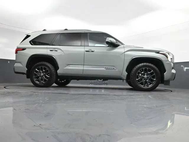 Used 2025 Lunar Toyota Platinum image 32