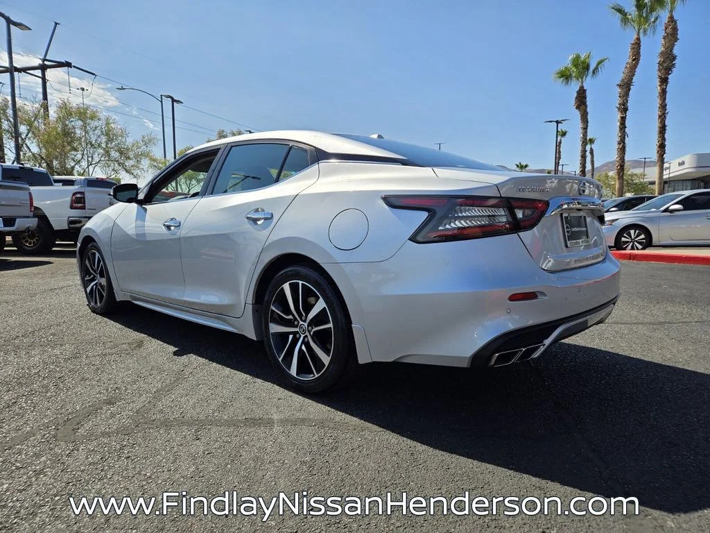 Certified Used 2021 Silver Nissan SV image 4