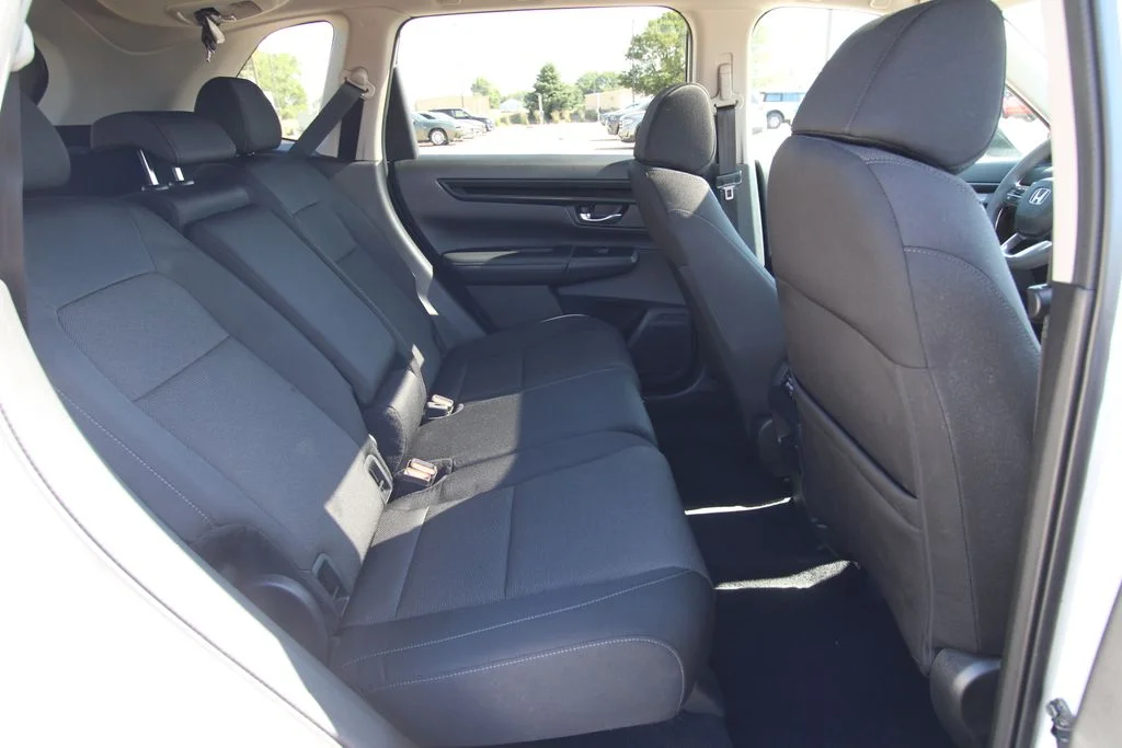 Used 2025  Honda EX image 9