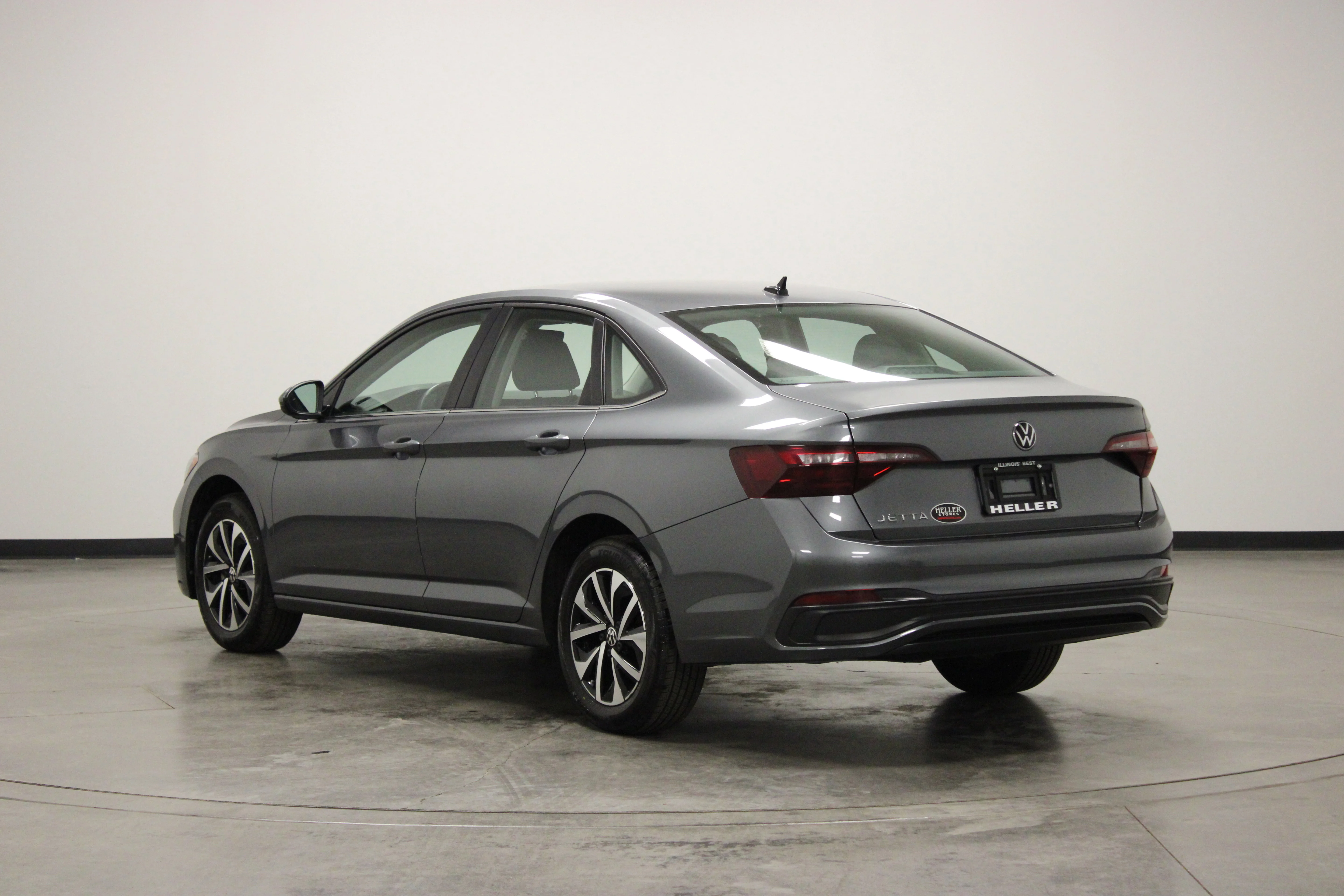Used 2024 Pyrite Silver Metallic Volkswagen 1.5T S image 6