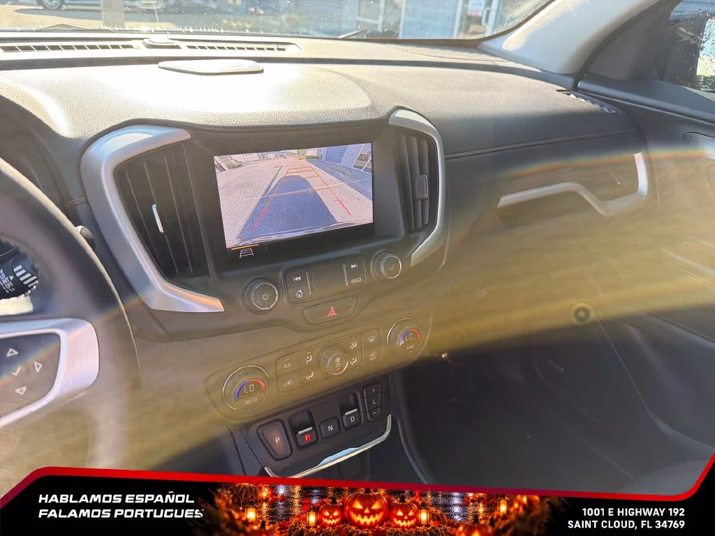 Certified Used 2021 GRAPHITE GRAY METALLIC GMC SLT image 22