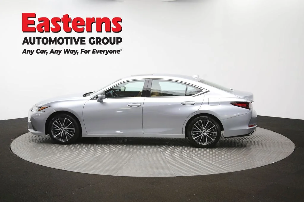 Used 2022 Silver Lexus 350 image 56