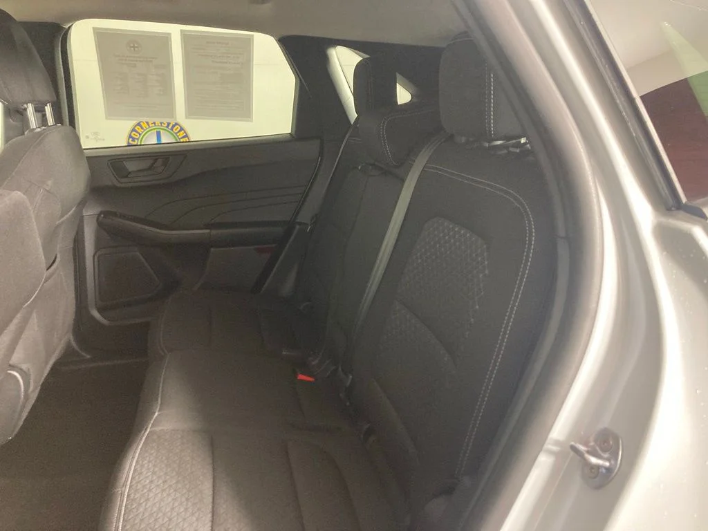 Used 2025 Silver Ford Active image 17