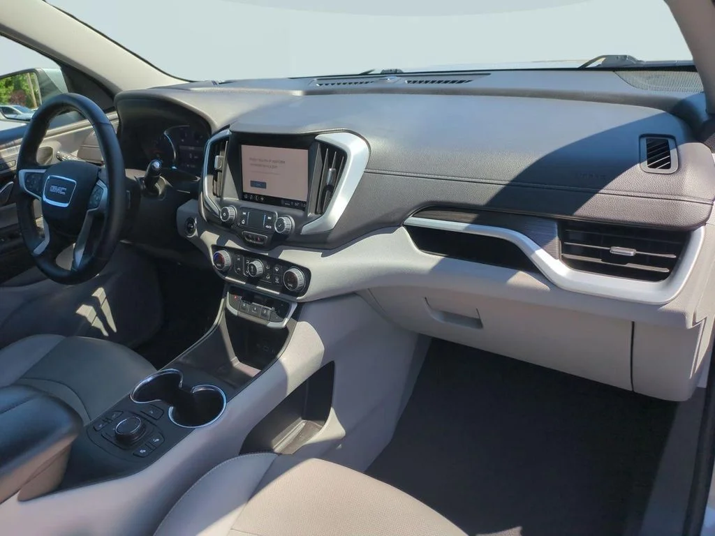 Used 2023 Sterling Metallic GMC SLT image 29