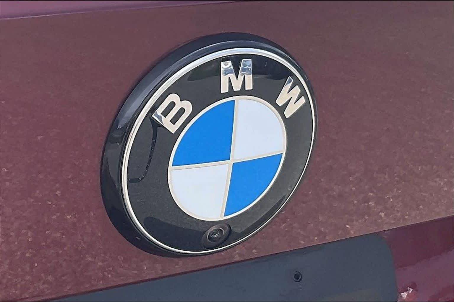 Used 2025 Aventurin Red Metallic BMW Competition xDrive image 15