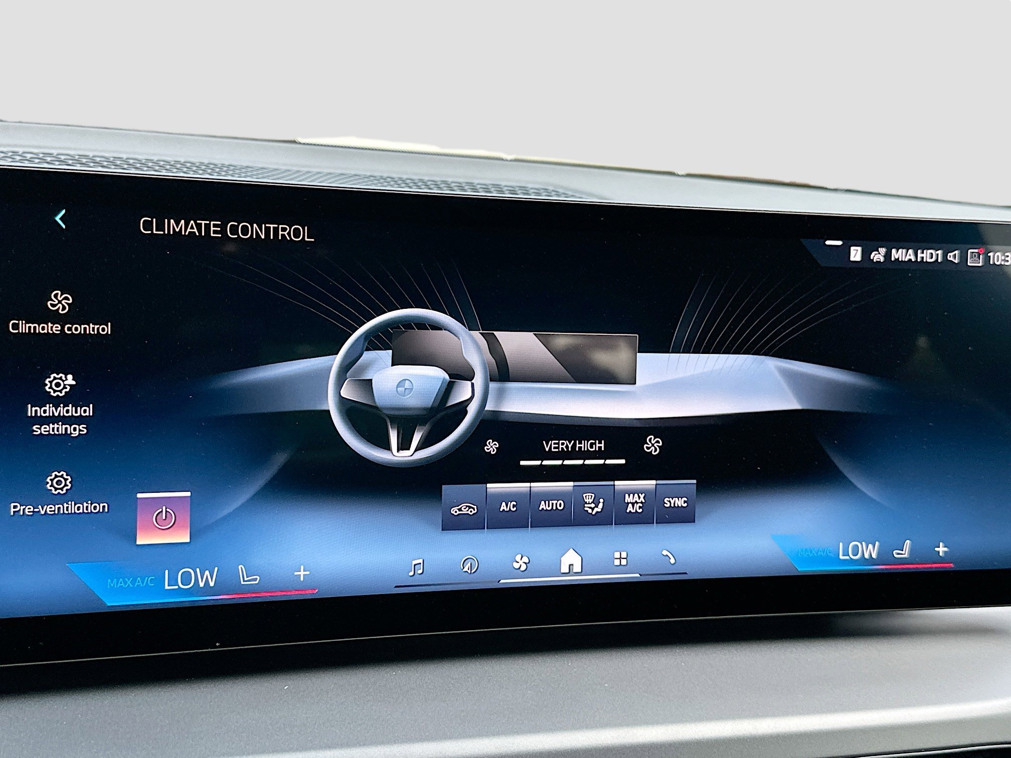 2025 BMW 2 Series 230i - Photo 15
