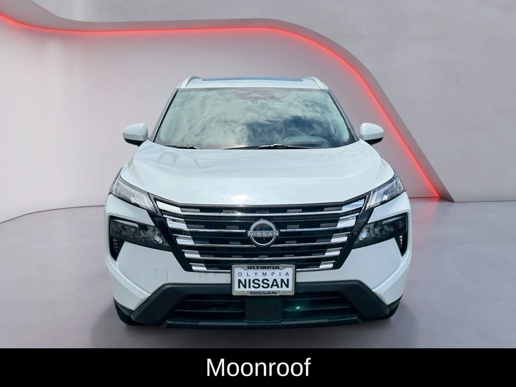 Used 2025 White Nissan SV image 9