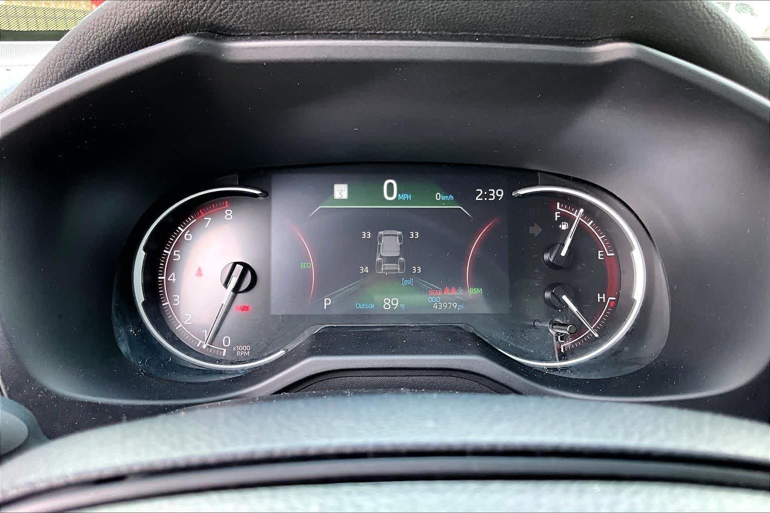 Used 2025 Midnight Black Metallic Toyota XLE image 26