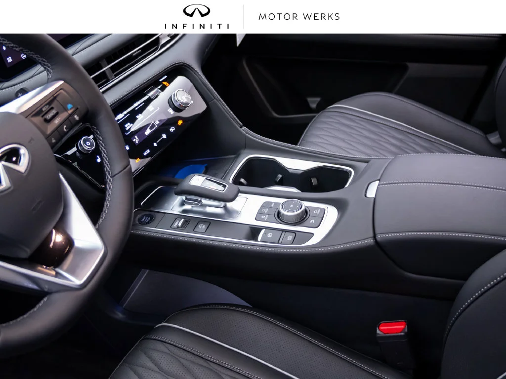 New 2027 Green INFINITI AUTOGRAPH image 11