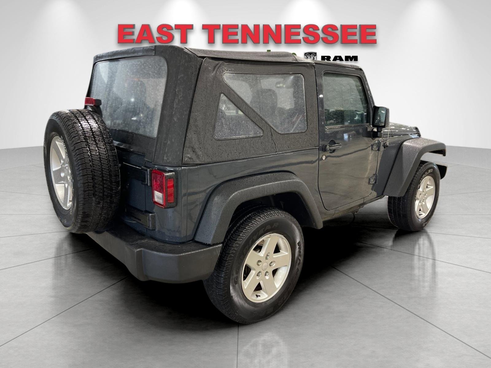 Used 2016 Black Jeep Sport image 3