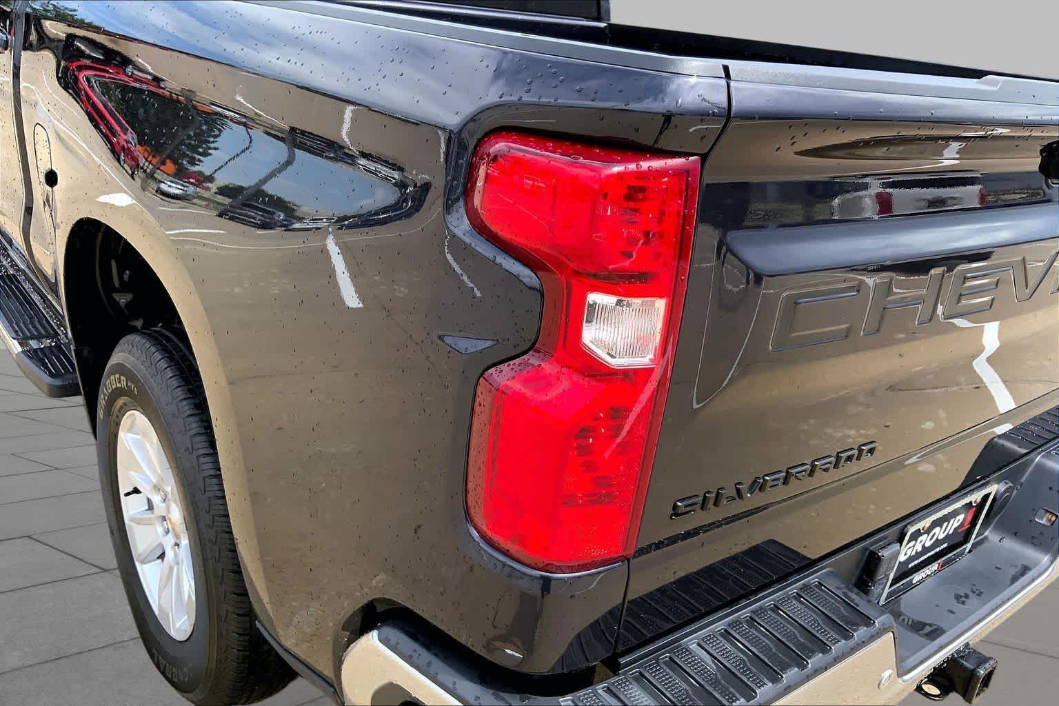 Used 2024 Dark Ash Metallic Chevrolet LT image 27