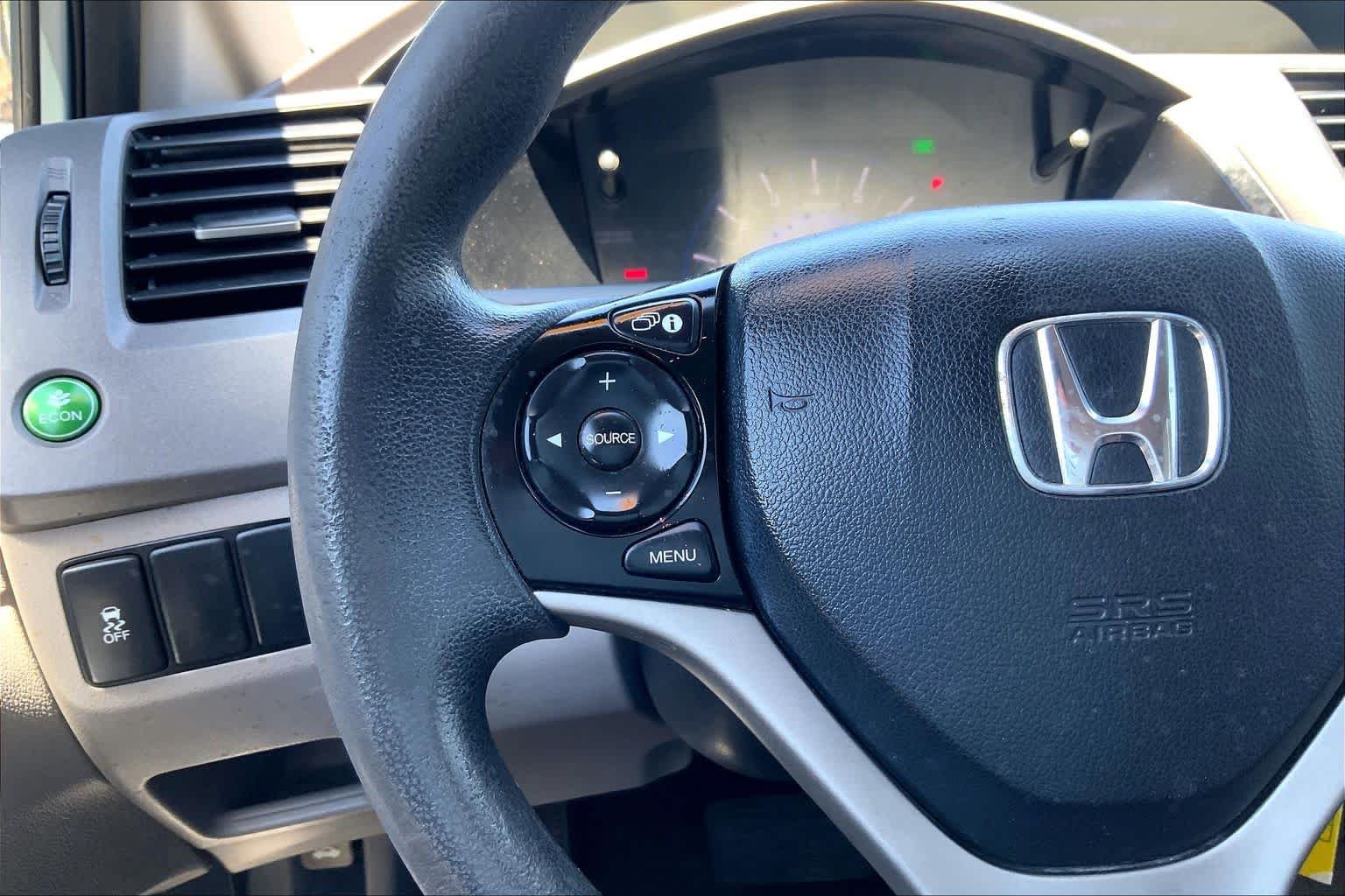 Used 2012 Alabaster Silver Metallic Honda LX image 20
