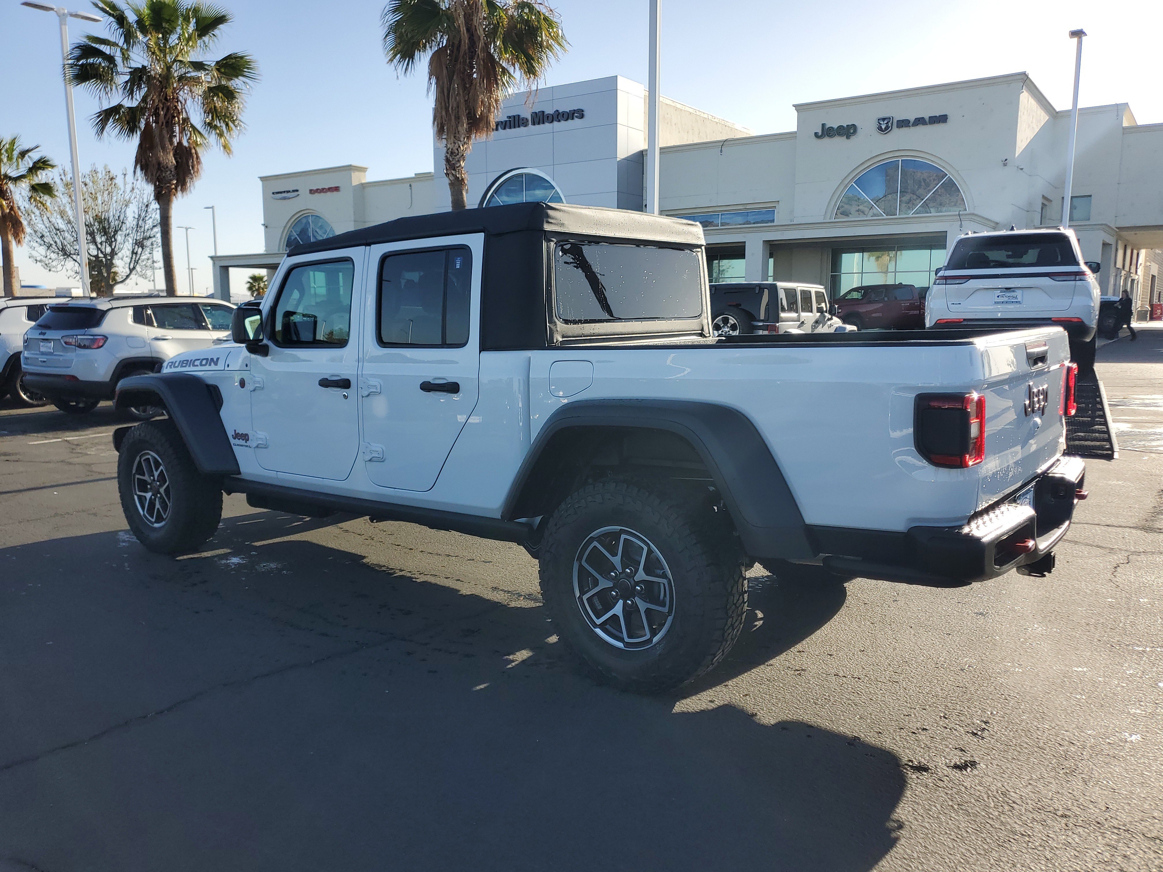 New 2026 Bright White Clearcoat Jeep Rubicon image 5