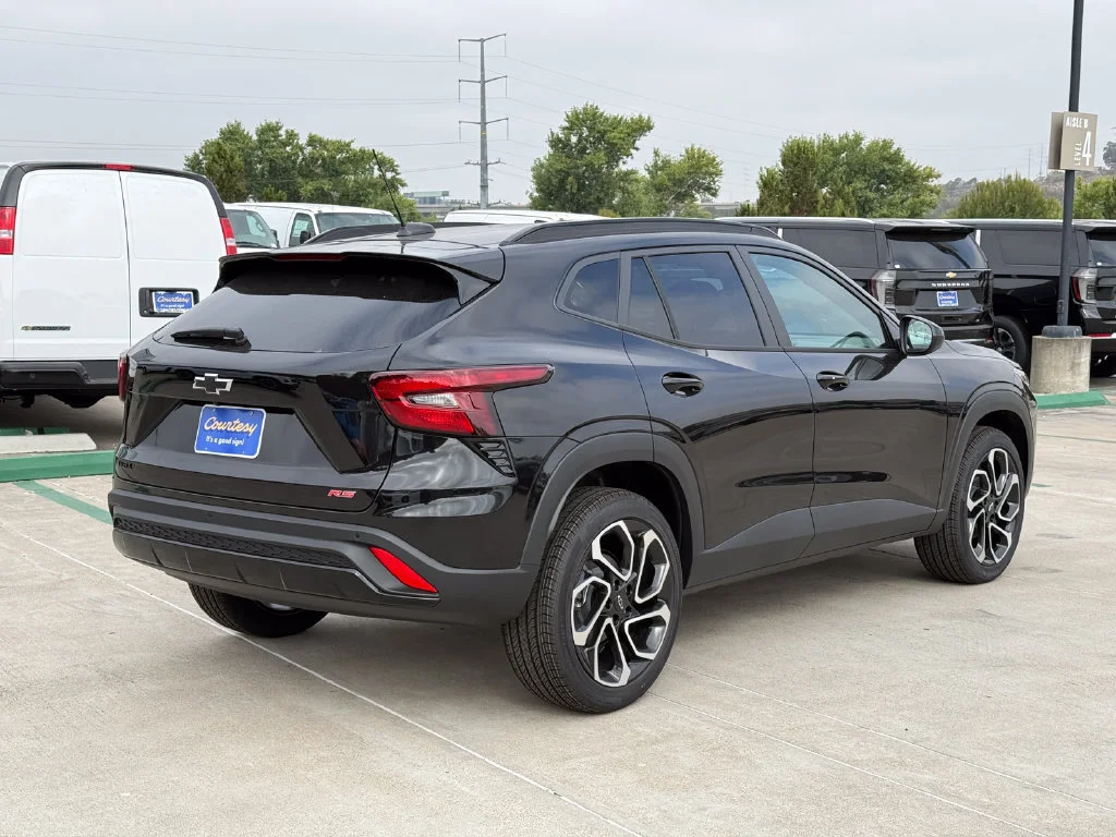 2026 Chevrolet Trax RS - Photo 6