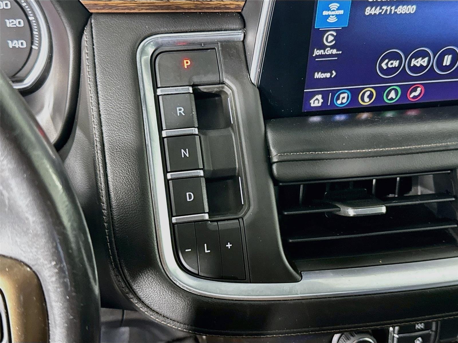 Used 2021 Iridescent Pearl Tricoat Chevrolet High Country image 19