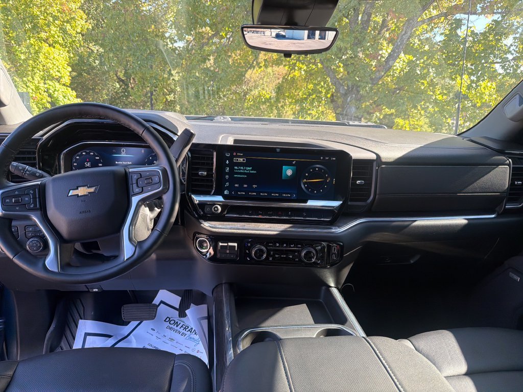 Used 2025 Blue Chevrolet LTZ image 15
