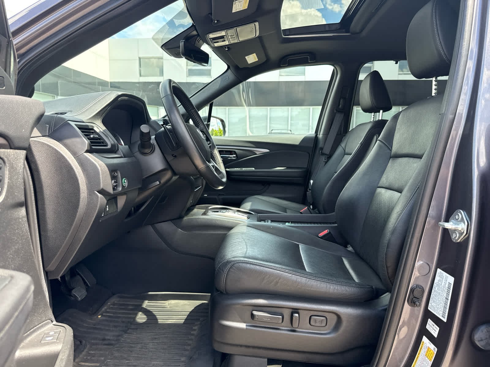 Used 2021 Gray Honda AWD EX-L image 14