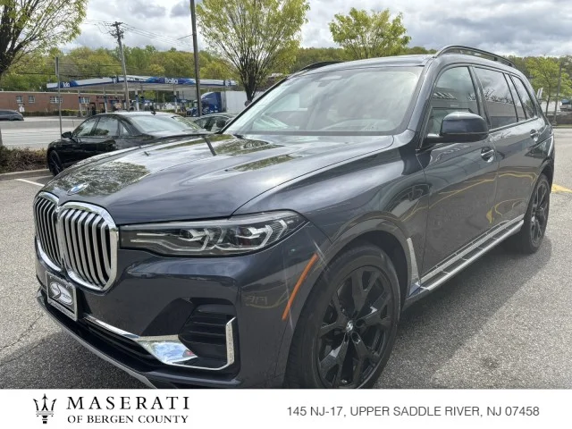 2022 BMW X7 xDrive40i's photo