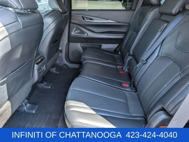 Used 2023 Black INFINITI Sensory image 24