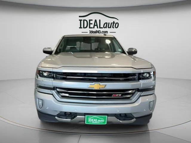 Used 2018 Silver Chevrolet LTZ image 15