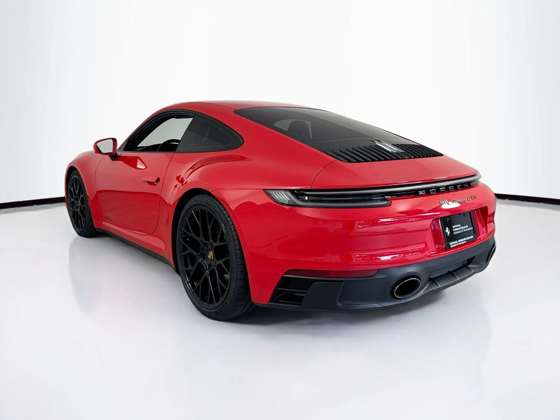 Used 2022 Guards Red Porsche Carrera GTS image 5