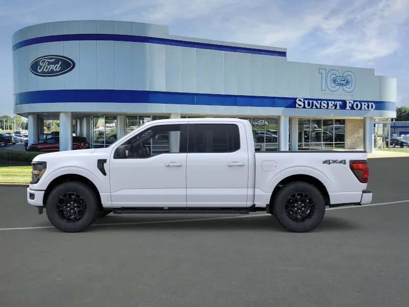 New 2026 Oxford White Ford XLT image 3