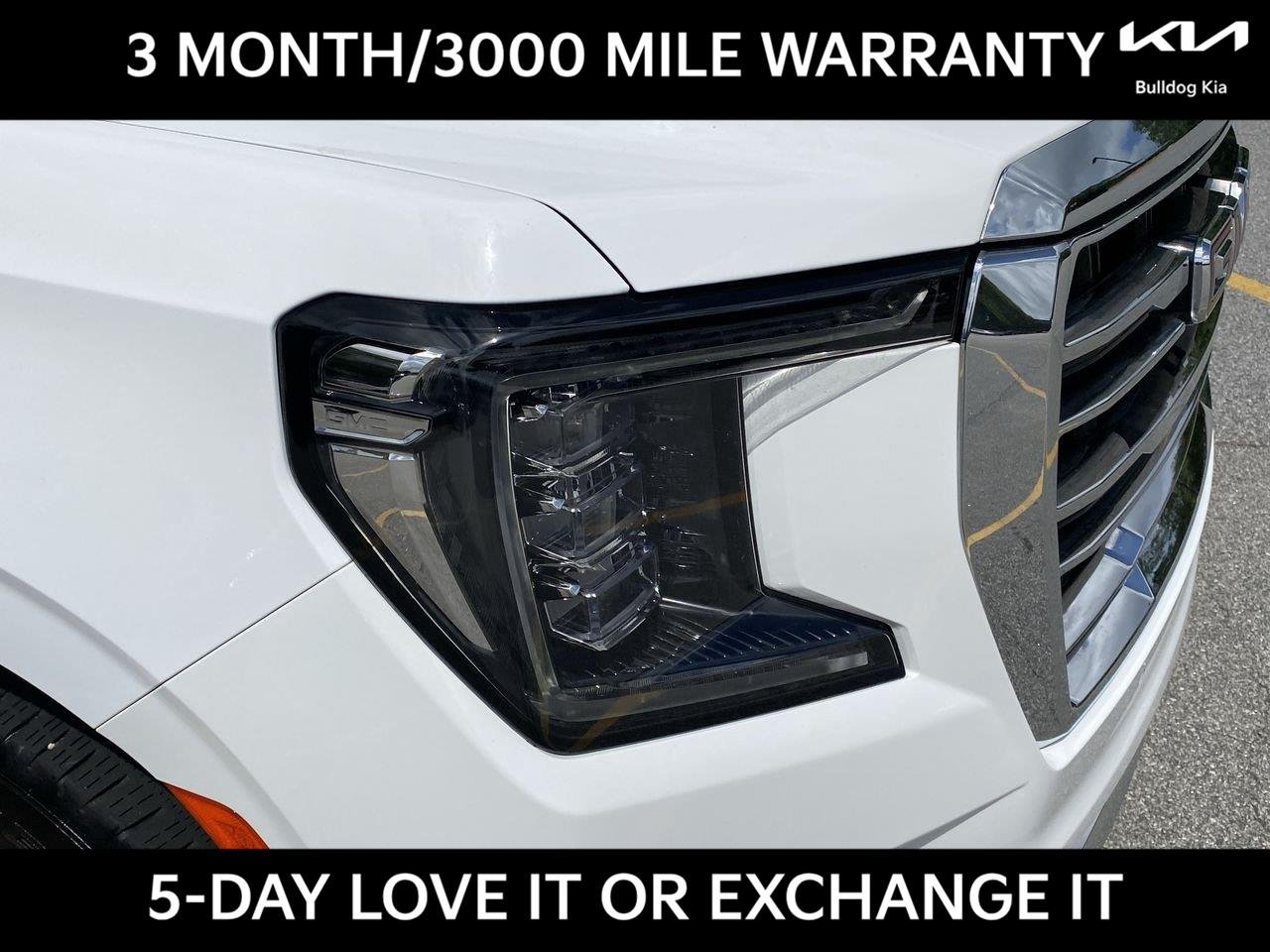 Used 2023 Summit White GMC SLT image 10