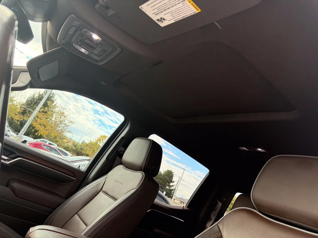 Used 2025 White GMC Denali image 13
