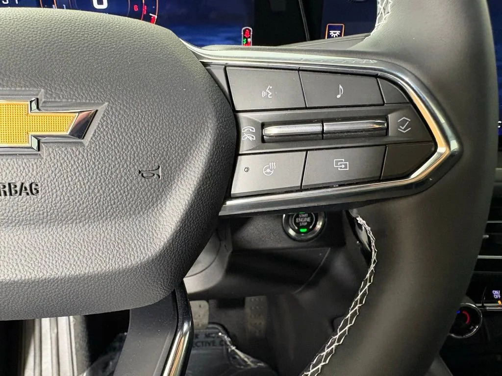 New 2026 Summit White Chevrolet LT image 28