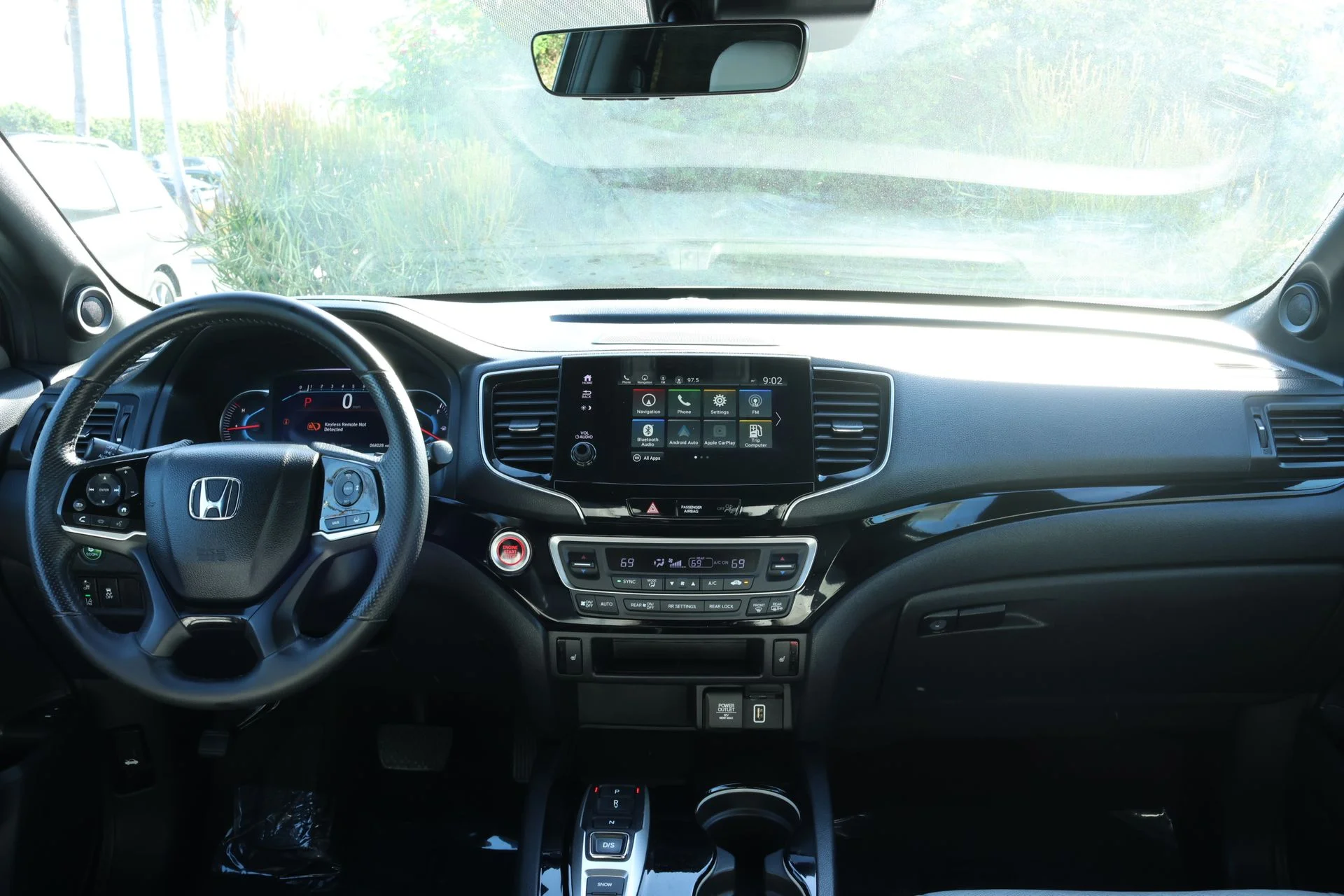 Used 2020 Blue Honda Touring image 7