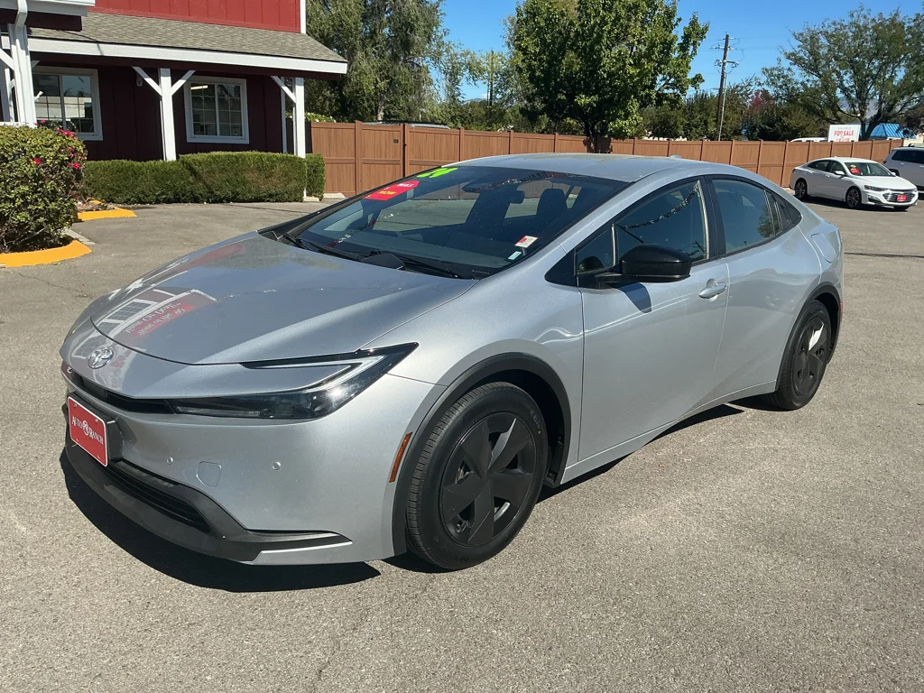 2024 Toyota Prius