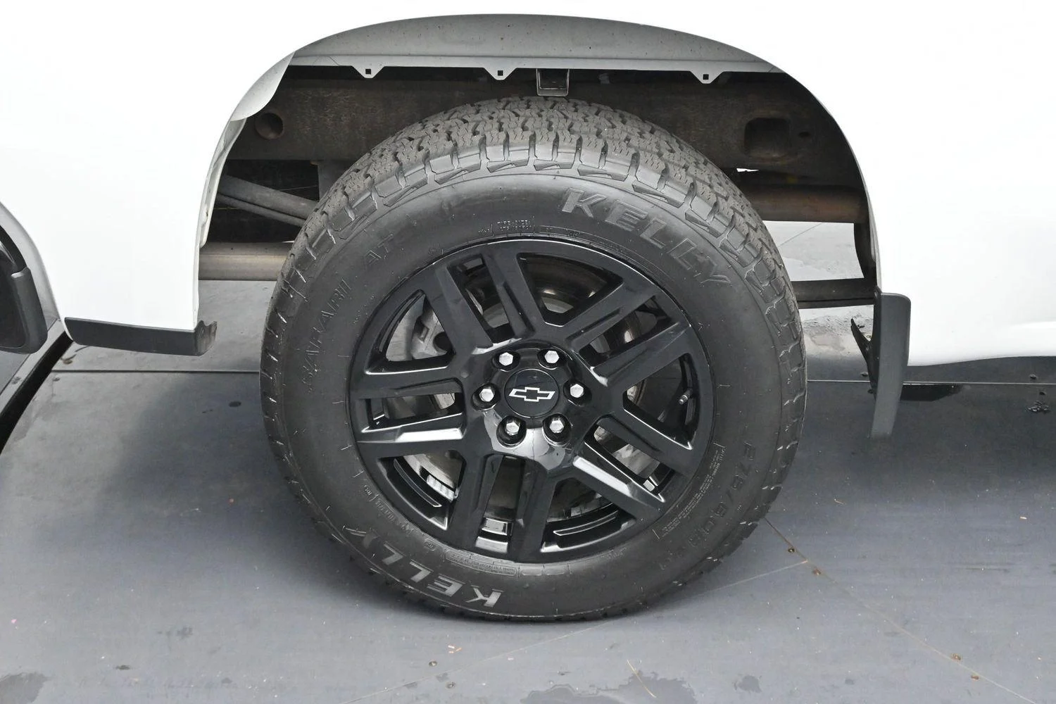 Used 2023 Summit White Chevrolet RST image 33