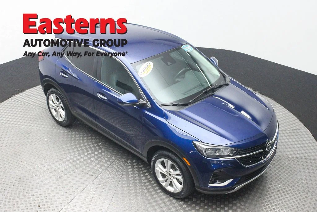 Used 2023 Blue Buick Preferred image 3
