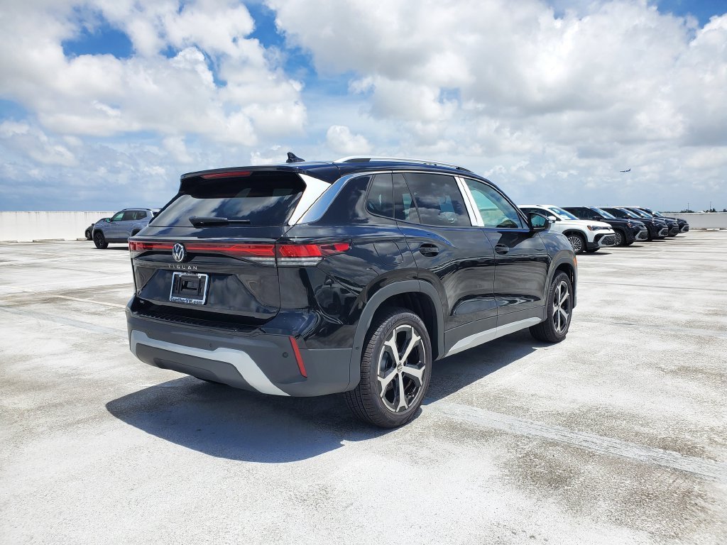 New 2026 Black Volkswagen 2.0T SE image 4