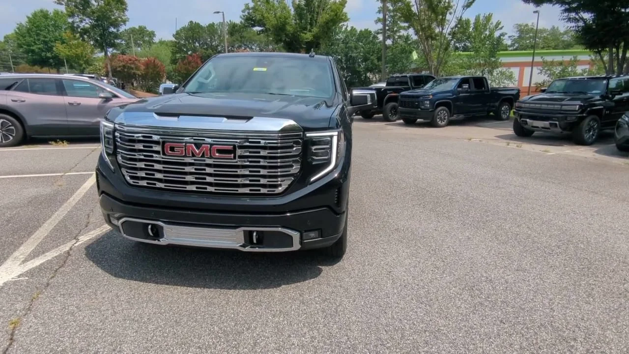 2026 GMC Sierra 1500 Denali - Photo 3