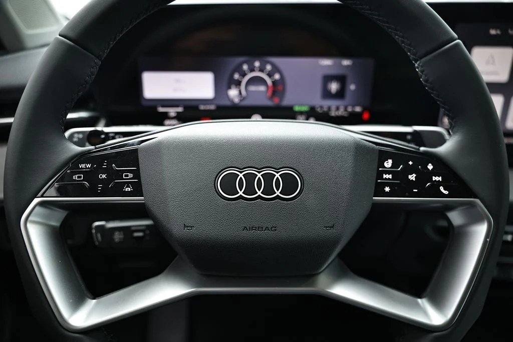 New 2026 Glacier White Metallic Audi S line image 32