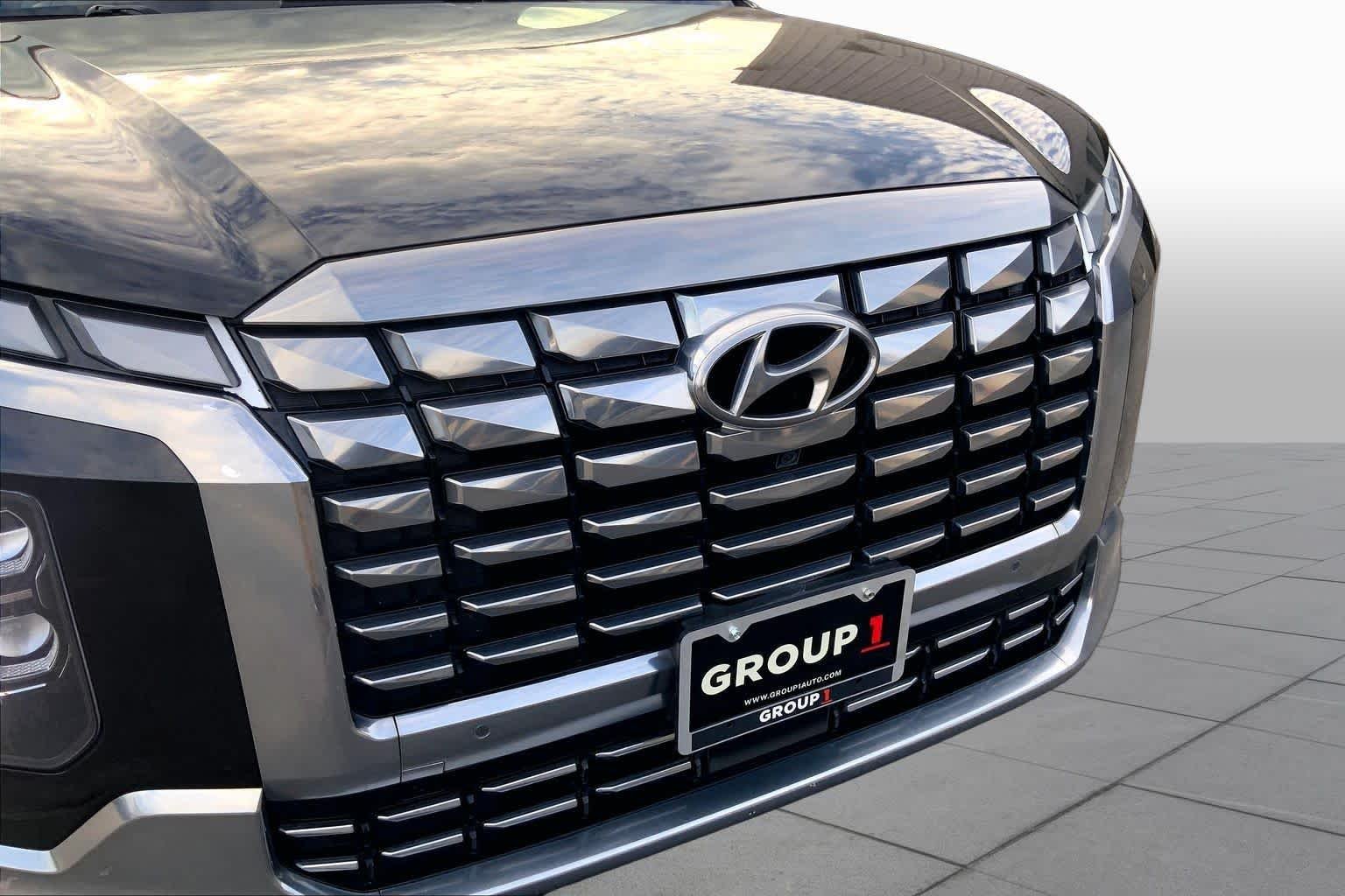 Used 2023 Abyss Black Pearl Hyundai Calligraphy image 30