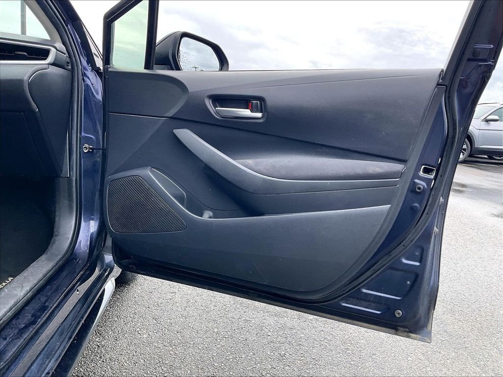 Used 2021 Blueprint Toyota LE image 11