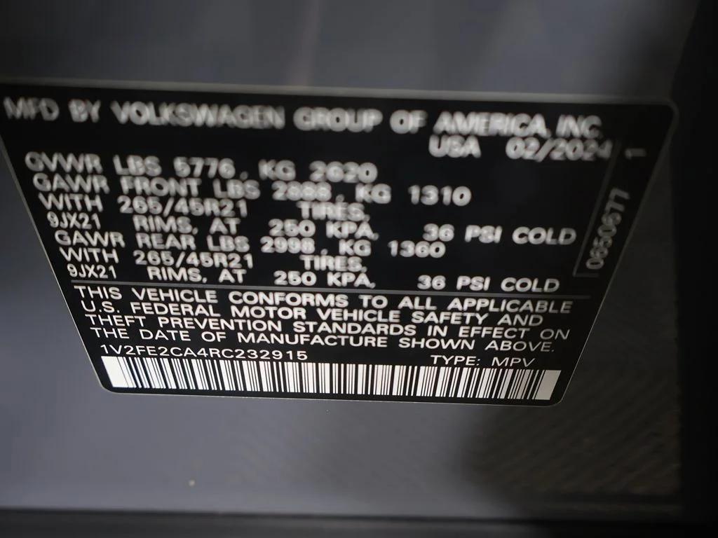 Used 2024 Gray Volkswagen 2.0T SEL Premium R-Line image 53