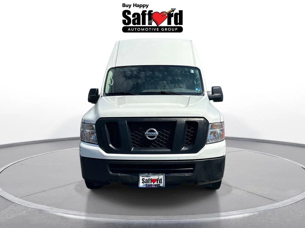Used 2019 White Nissan S image 7