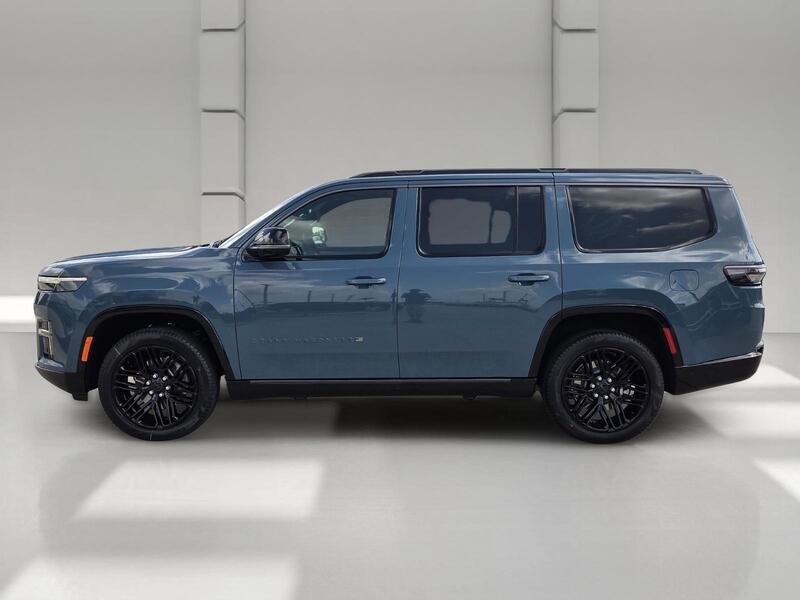 New 2026 Steel Blue Exterior Paint Jeep LIMITED RESERVE 4X4 image 2