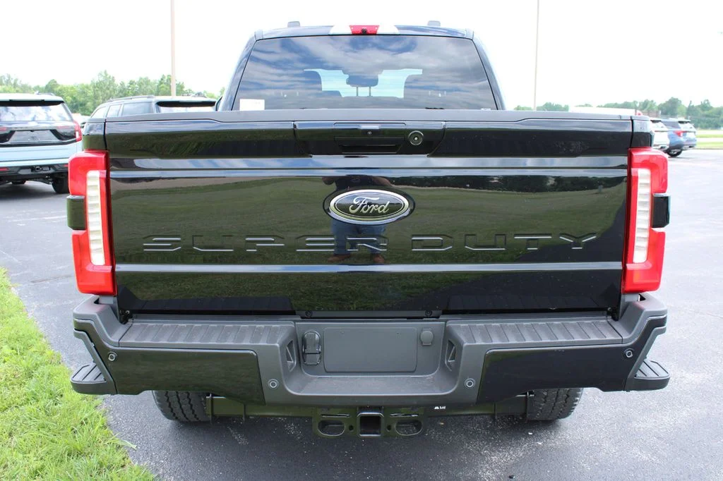 New 2026 Agate Black Metallic Ford F-250® XLT image 12
