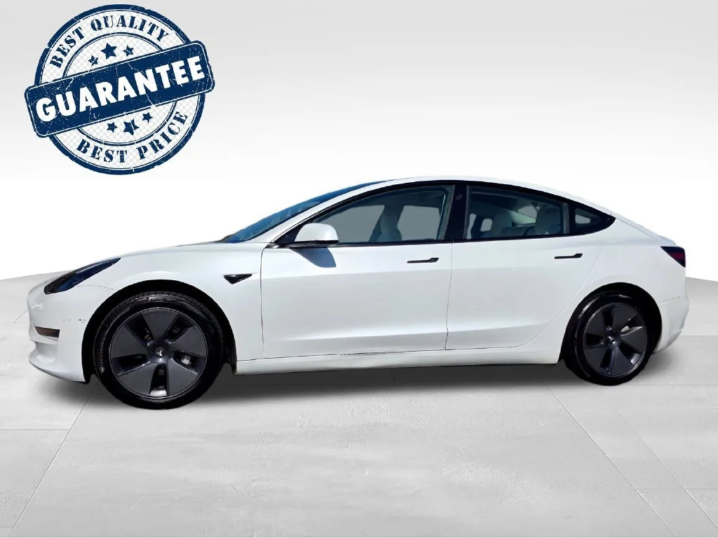 Used 2021  Tesla Long Range image 3