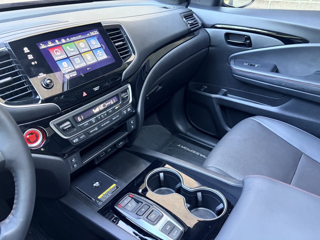 Used 2025 Crystal Black Pearl Honda Black Edition image 16
