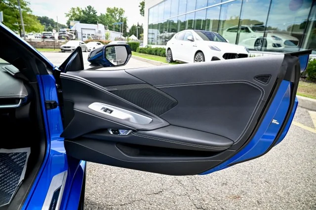 Used 2021 BLUE Chevrolet 1LT image 30