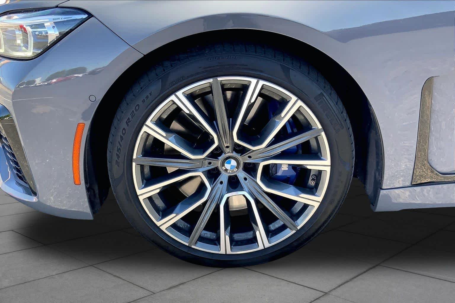 Used 2020 Bemina Grey Amber Effect BMW 750i xDrive image 10
