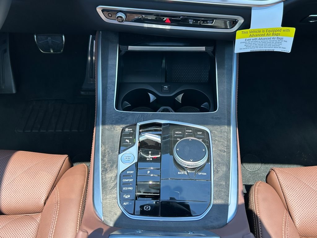 New 2026 Mineral White Metallic BMW xDrive40i image 26