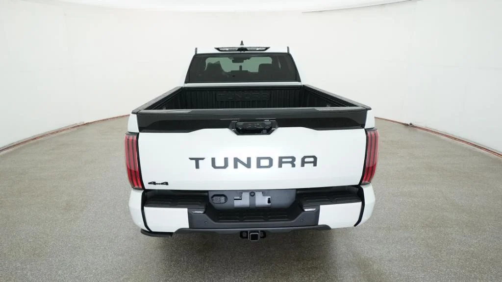New 2026 Wind Chill Pearl Toyota Platinum image 14