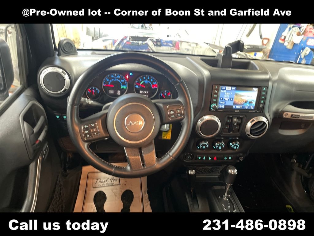 Used 2012 Black Jeep Unlimited Rubicon image 17