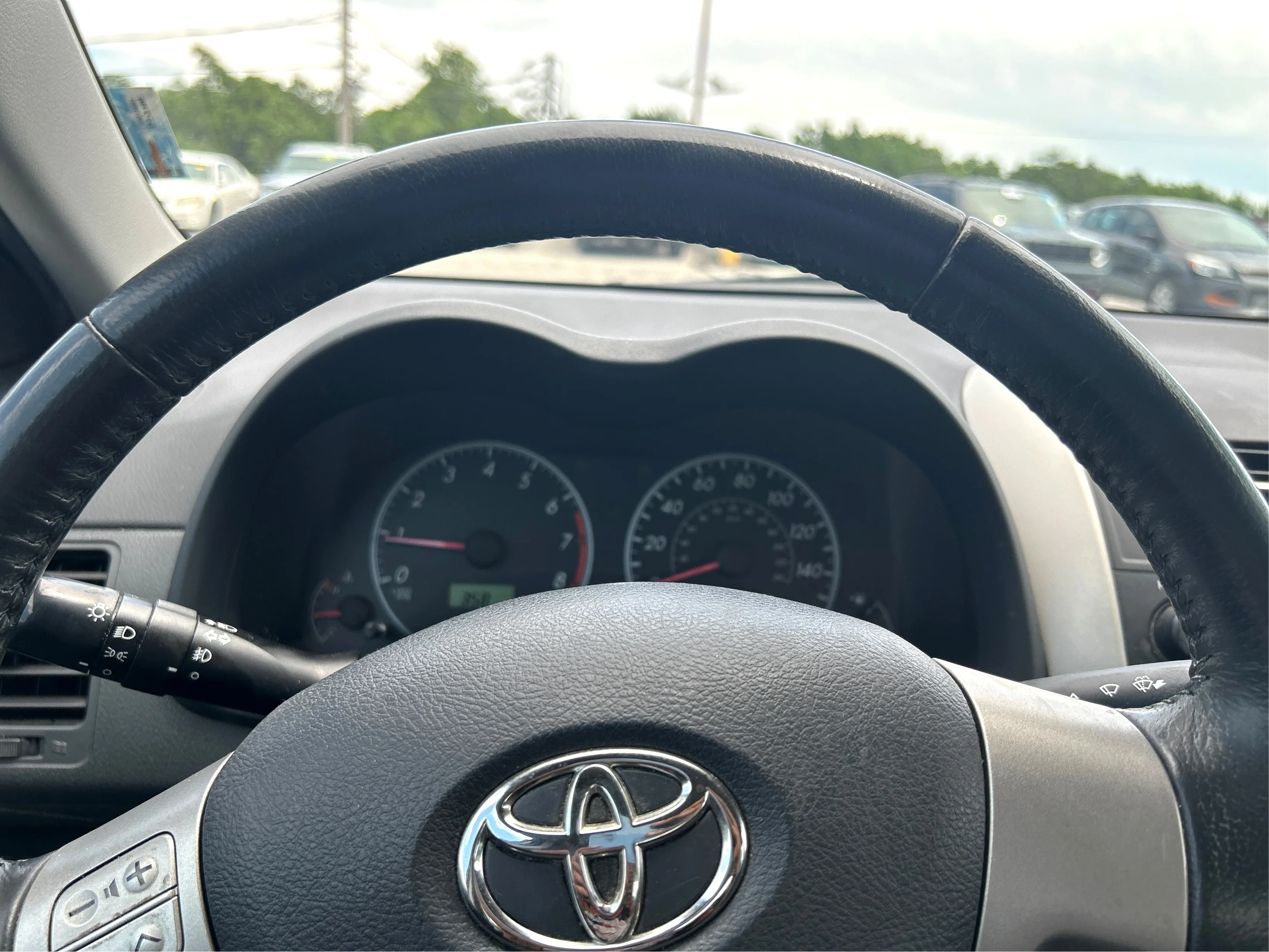 Used 2009 Magnetic Gray Metall Toyota S 4-Speed AT image 14